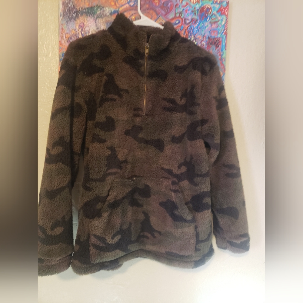 Natural Reflections camo pull over sweater